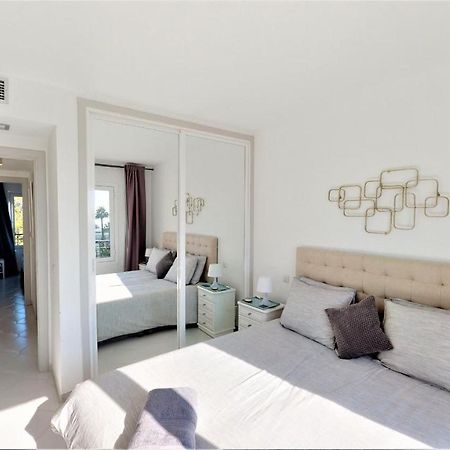 Top Floor Apartment - Amazing Sea View Sitio de Calahonda Екстер'єр фото