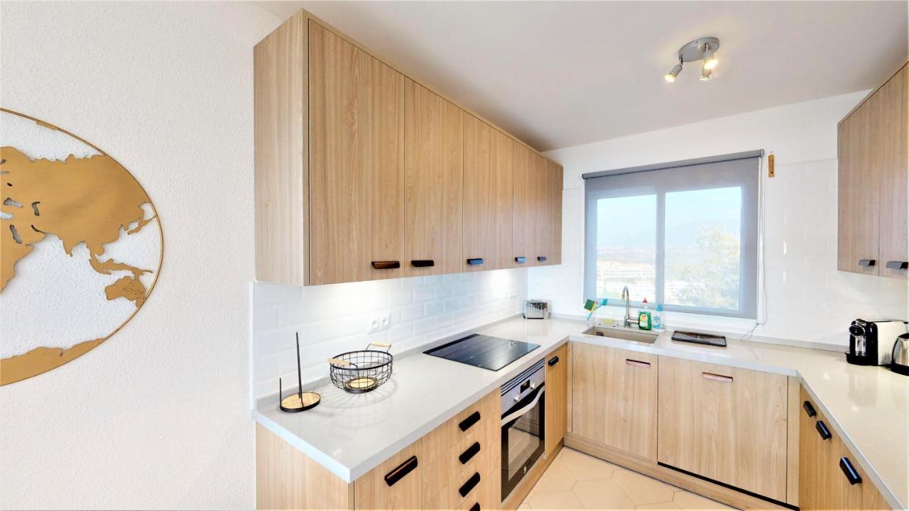 Top Floor Apartment - Amazing Sea View Sitio de Calahonda Екстер'єр фото