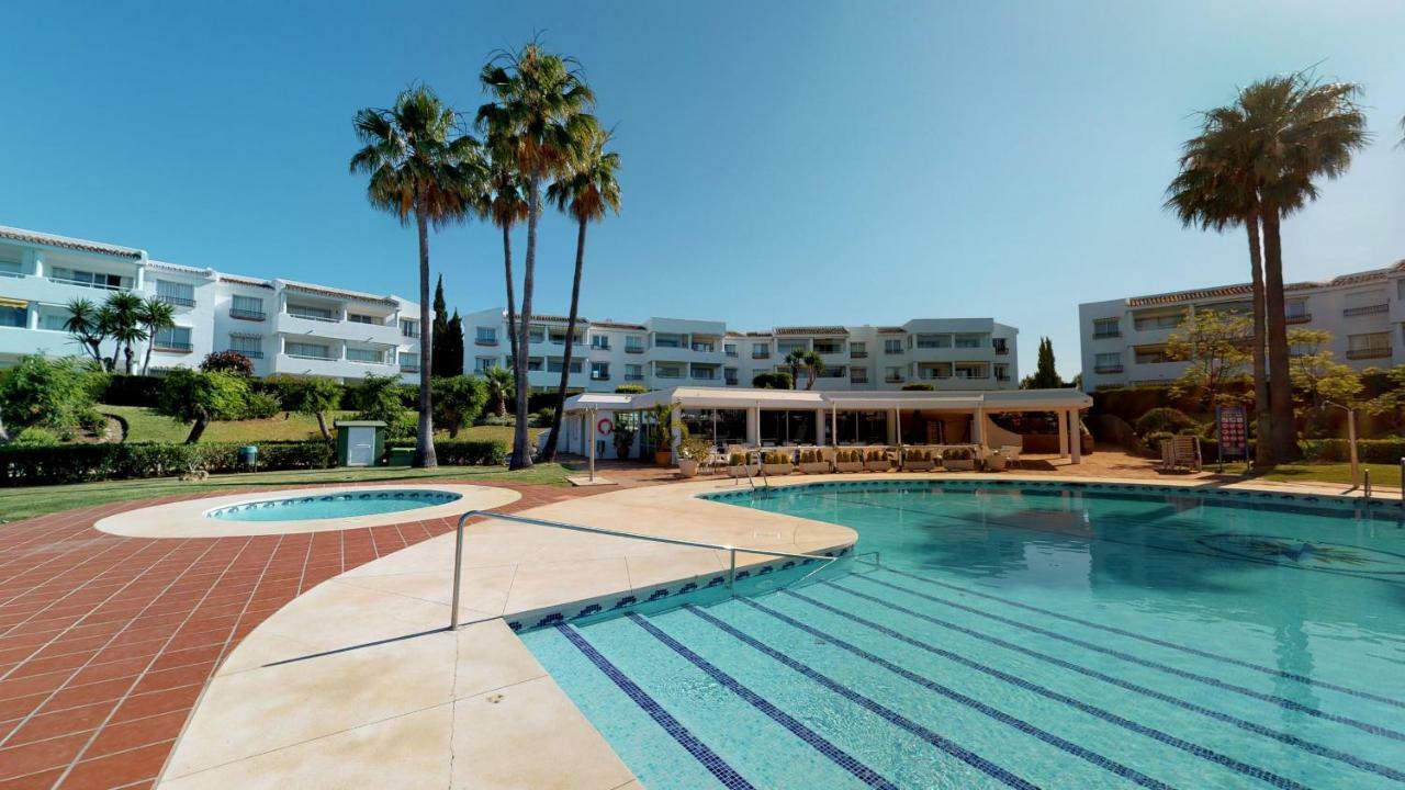 Top Floor Apartment - Amazing Sea View Sitio de Calahonda Екстер'єр фото
